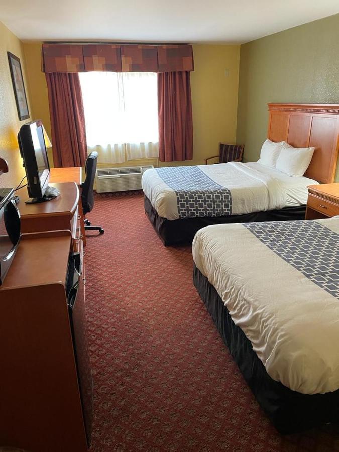 Hutchi Bell Hotel South Hutchinson Ngoại thất bức ảnh